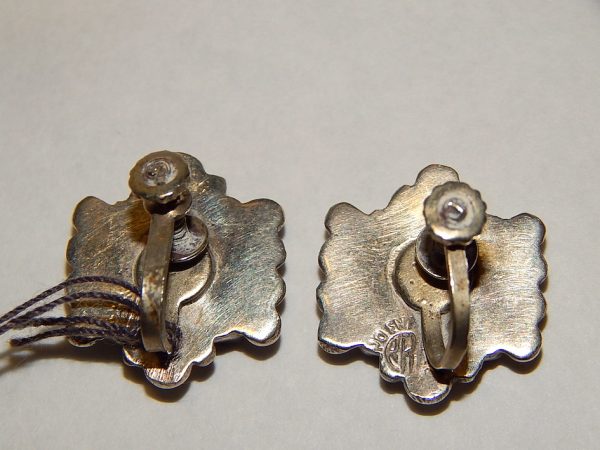 Pair of Stg Silver and Paua screw on earrings - Image 2