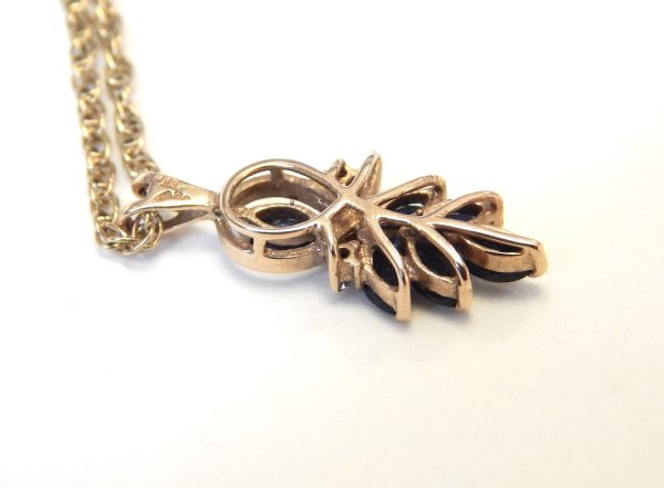 Pre-loved Sapphire & Diamond 9ct pendant and chain - Image 2