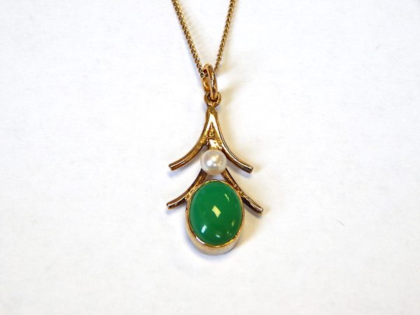Gold Plated Jade & Cultured Pearl Pendant