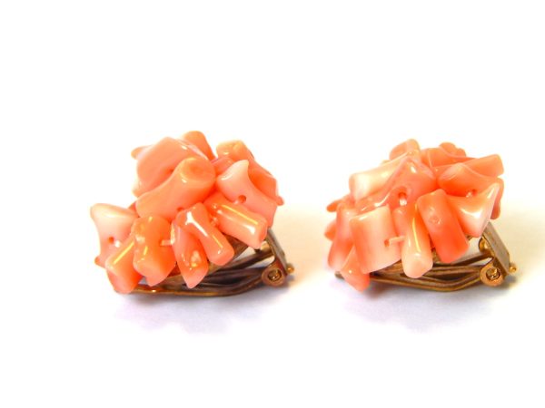 Vintage Natural Coral Clip On Earrings