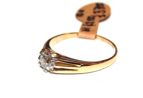 18ct Yellow and White Gold Antique Diamond Ring - Image 4