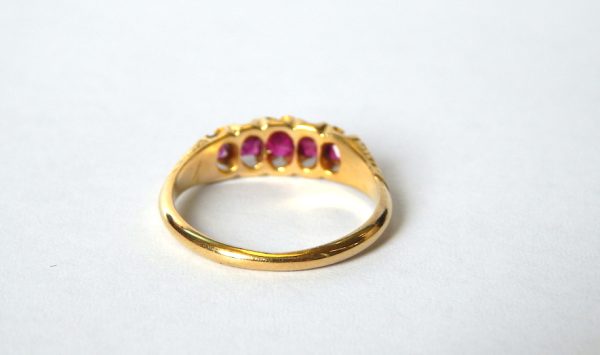 Antique 18ct Yellow Gold 5 Stone Ruby Ring - Image 3