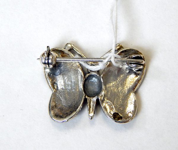 Sweet Little silver and Marcasite Brooch - Image 2
