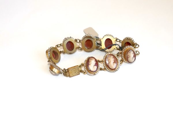 Vintage Cameo Bracelet - Image 3