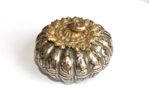 Antique 19th Cent Thai Solid Silver Pumpkin Betel Box