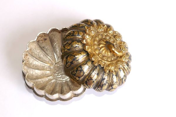 Antique 19th Cent Thai Solid Silver Pumpkin Betel Box - Image 2