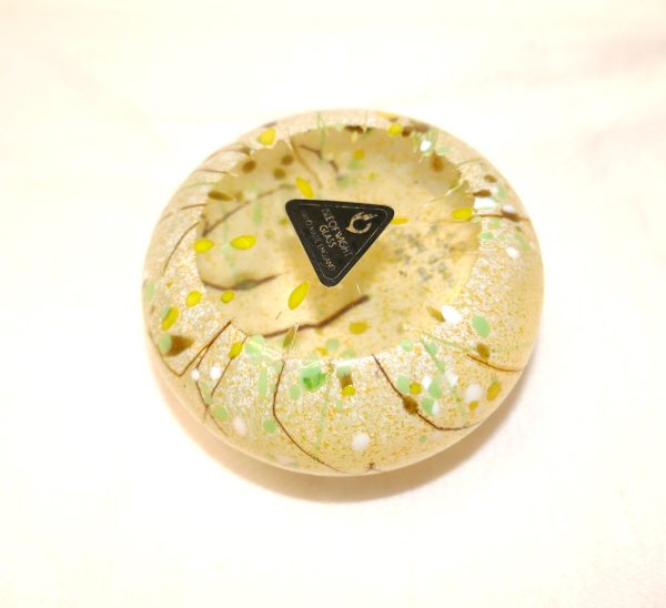 Paper weight, Isle of Wight . Great colour - Image 2