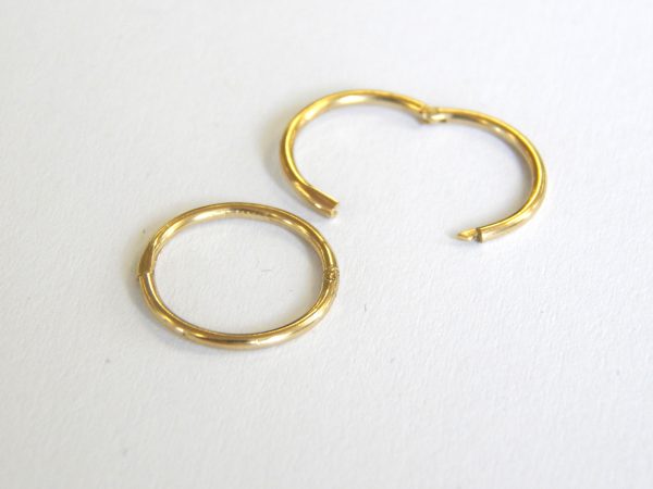 9ct gold Sleepers 1.1cm - Image 2