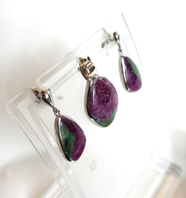 Ruby Zoizite Silver Earrings and Pendant set - Image 2
