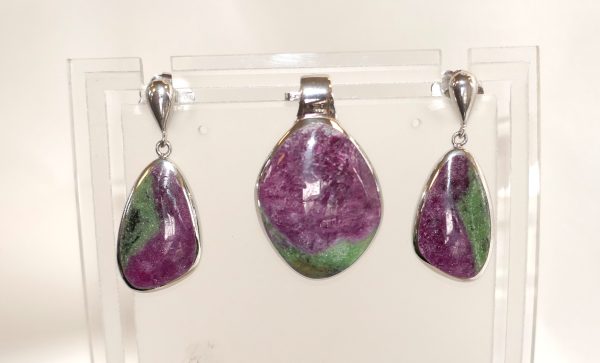 Ruby Zoizite Silver Earrings and Pendant set