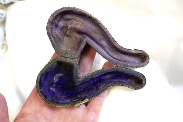 Antique little Eagles Claw Meerschaum Pipe - Image 9