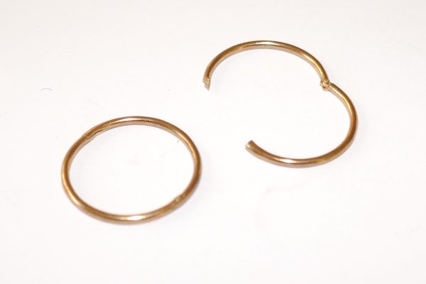 Pair of 9ct Gold 12mm Sleepers