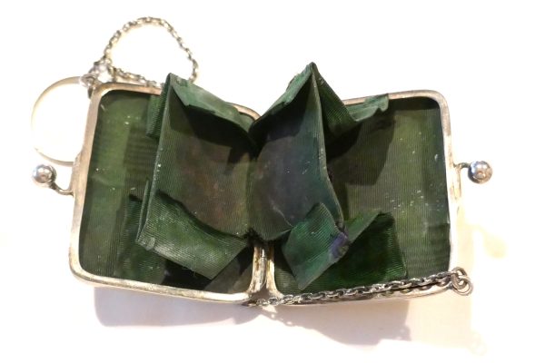 1915 Sterling Silver Chatelaine purse - Image 4