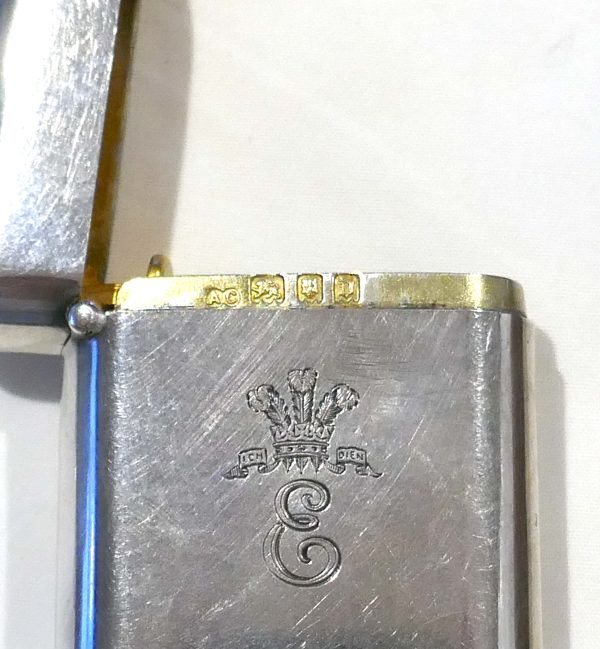 Antique Silver Vesta Box with Prince of Wales Feather insignia - Image 3