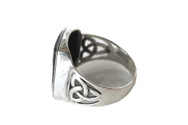 New Silver Celtic Designed Onyx Signet Ring - Image 3