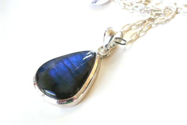 New Silver labradorite pendant necklace - Image 3