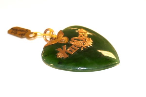 9ct Gold Antique Kia Ora Greenstone Heart pendant - Image 4