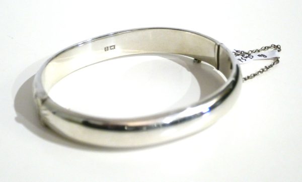 8mm wide Silver Engraved Snap Bracelet - Image 2