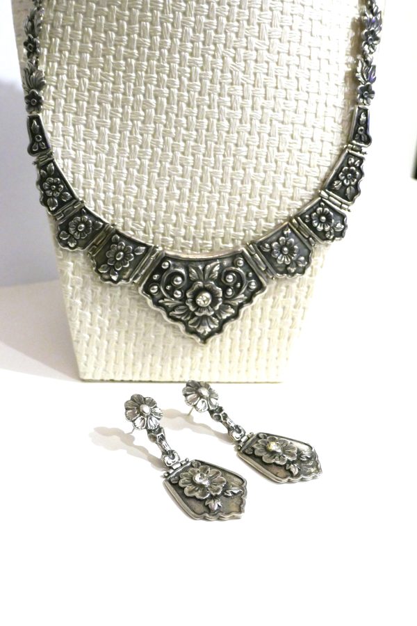 Stunning Sterling Silver Vintage Necklace and earrings