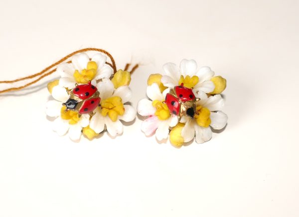 Vintage Plastic flower earrings with little metal Lady Birds