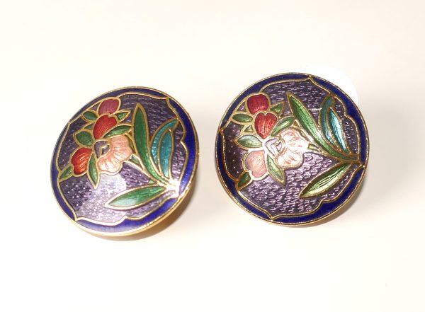 Pr of Enamel Clip on Earrings
