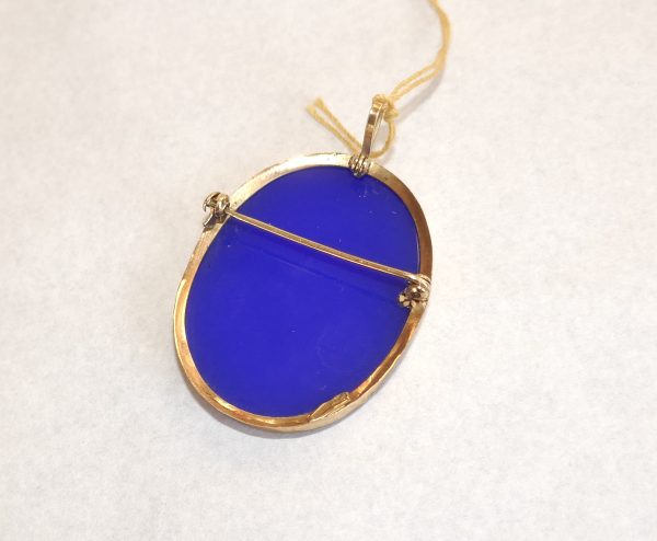 18ct Gold and Agate Cameo Pendant/ Brooch - Image 2
