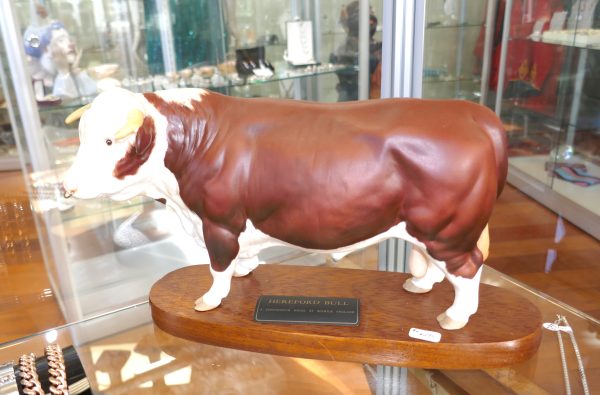 Beswick Hereford Bull Figure - Image 2