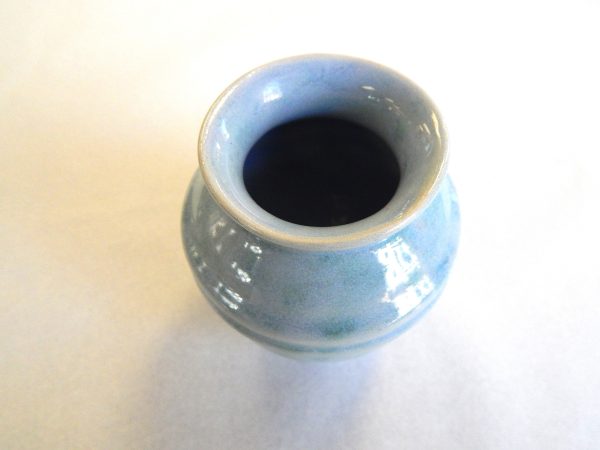 NZ Crown Lynn Pottery Small Vase - Image 2