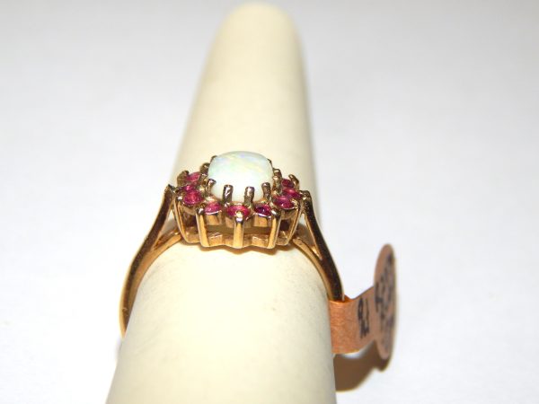 9ct Yellow Gold Opal and Ruby Cluster Ring - Image 4