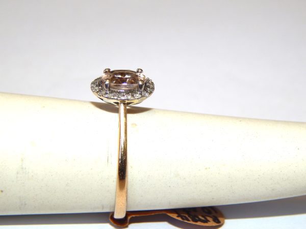 10ct Yellow Gold Morganite and Diamond Ring - Image 4