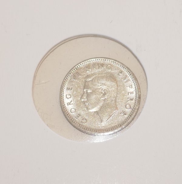 1944 NZ Threepnce - Image 2