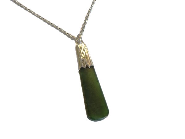 Vintage Silver Capped Greenstone Pendant - Image 3