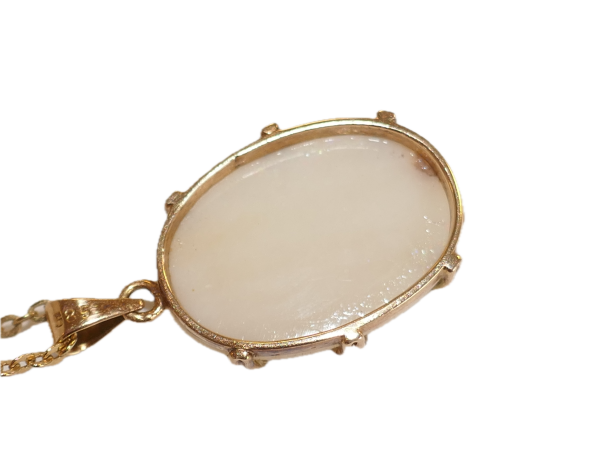 14ct Gold large Opal pendant - Image 3