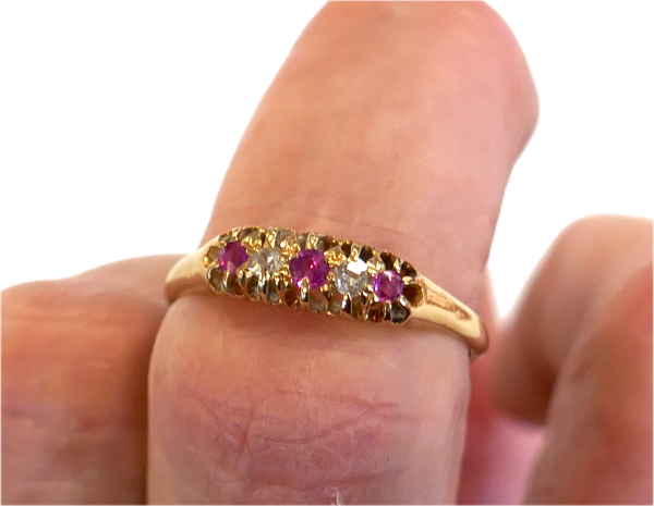 18ct Gold Ruby and Diamond Antique Ring - Image 4