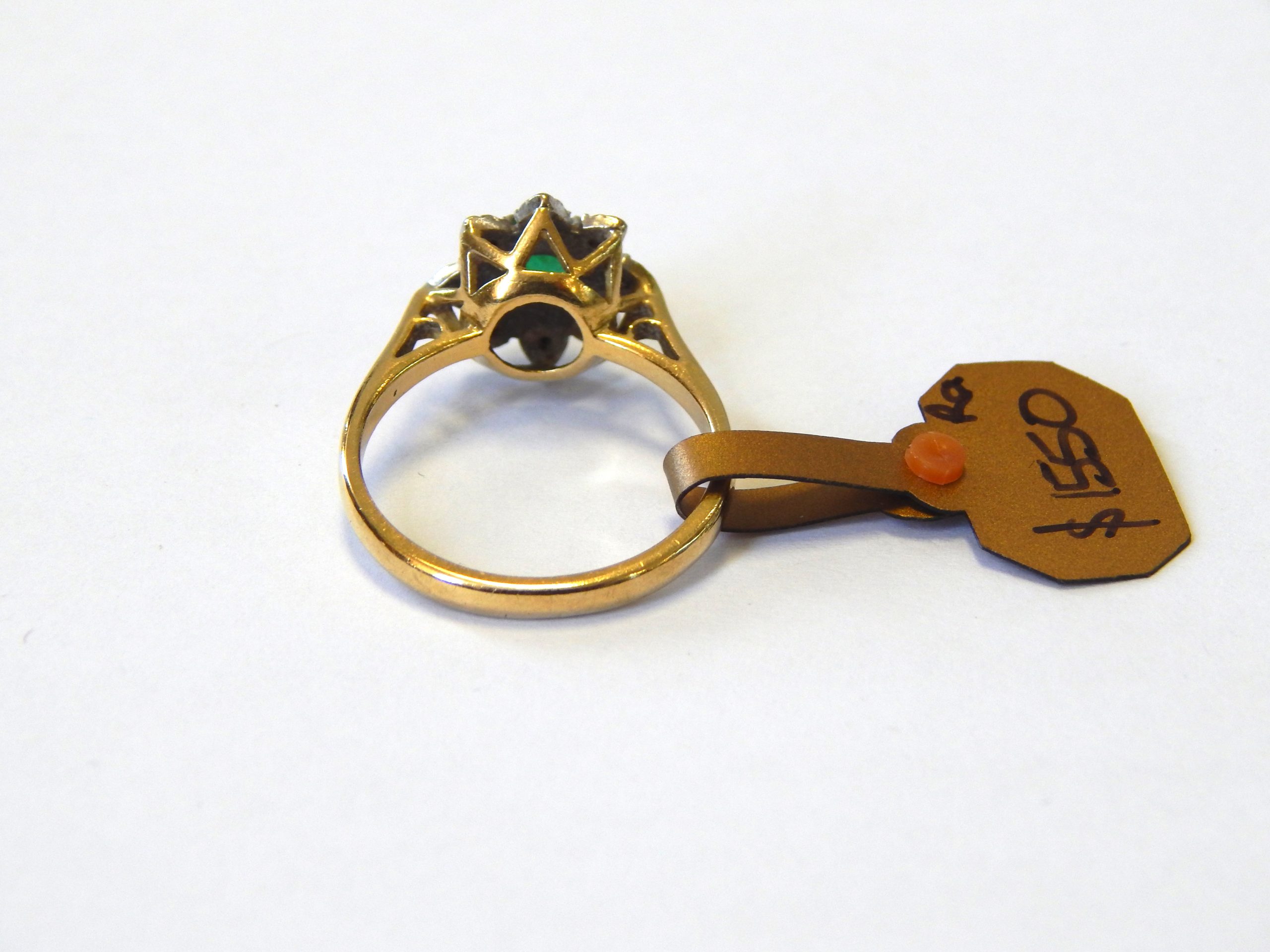 18ct Yellow Gold Emerald and Diamond Cluster Ring - Image 3