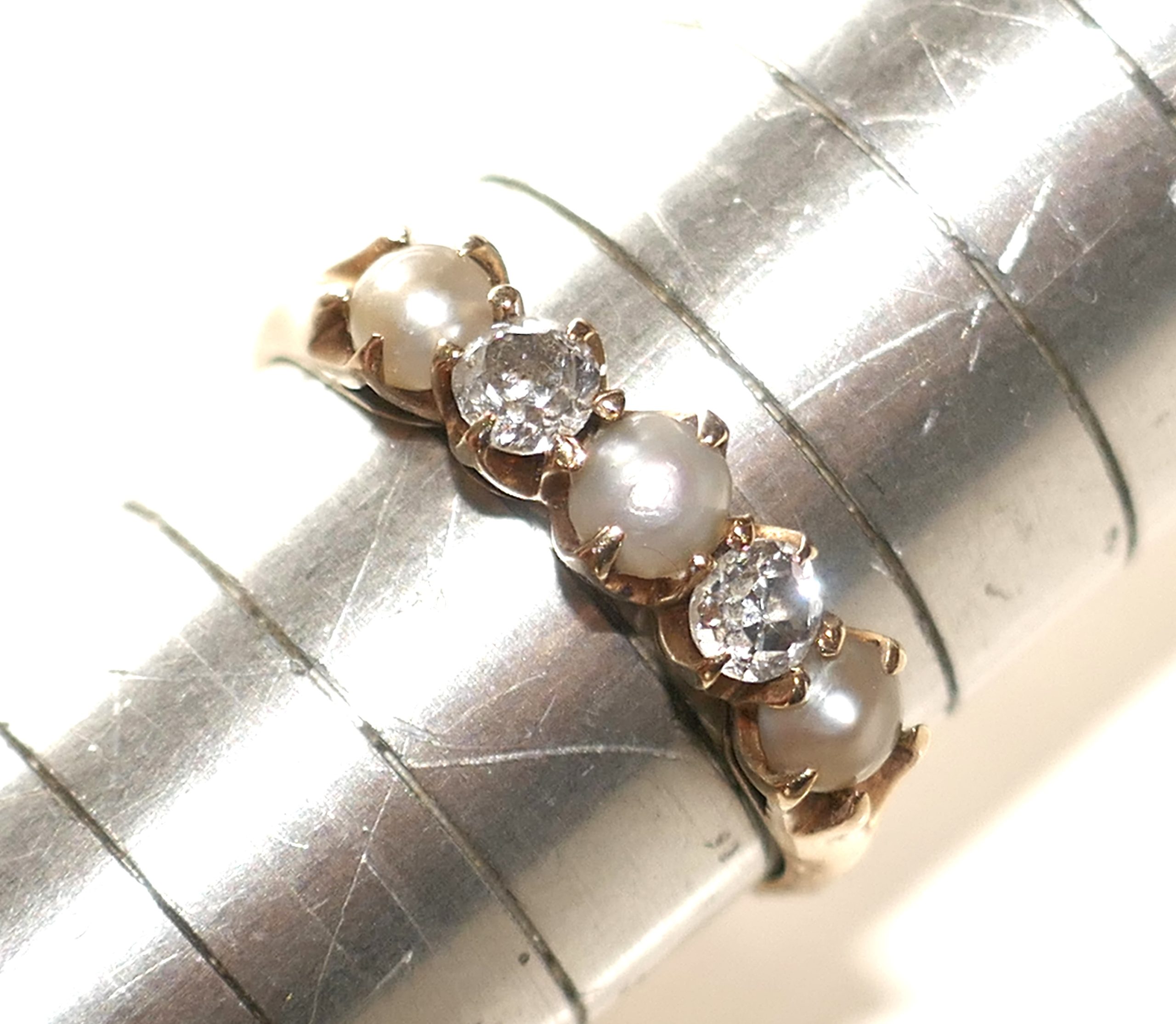 Antique 18ct Gold Pearl and Diamond RING