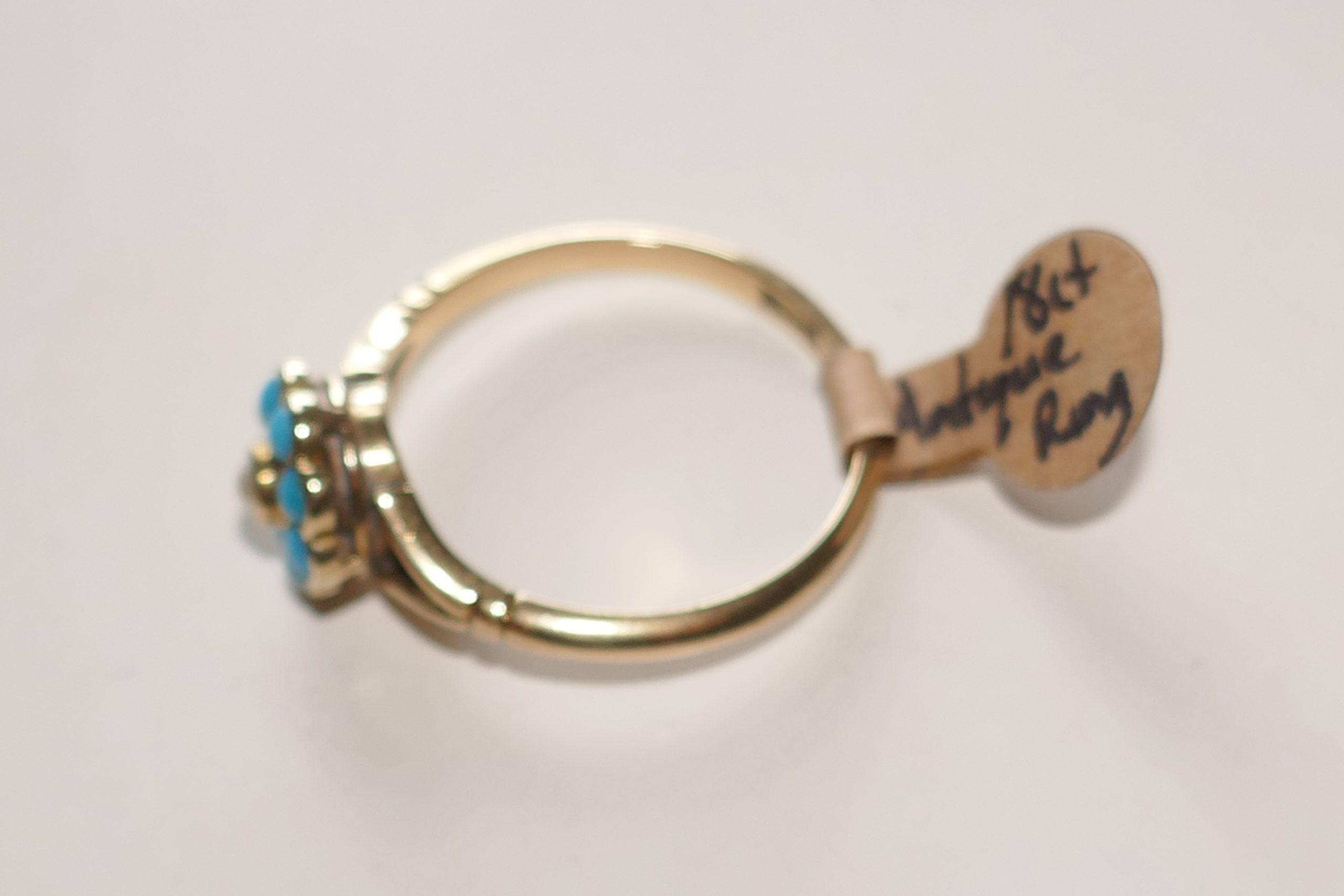 Large 18ct, Turquoise and Pearl ANTIQUE Ring - Image 2