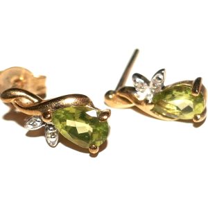 9ct Gold and peridot earrings