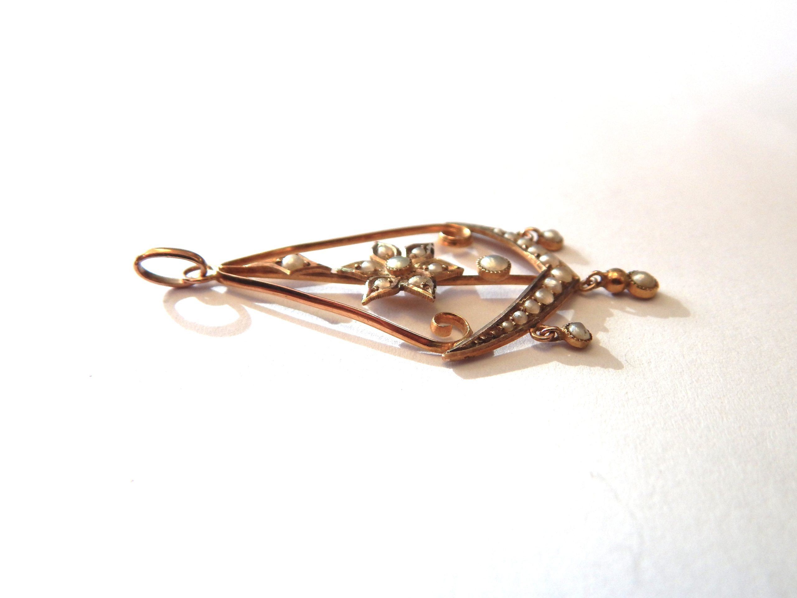 Beautiful Antique 9ct Gold Seed Pearl Pendant - Image 4