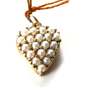 14ct Gold Pearl encrusted Pendant.