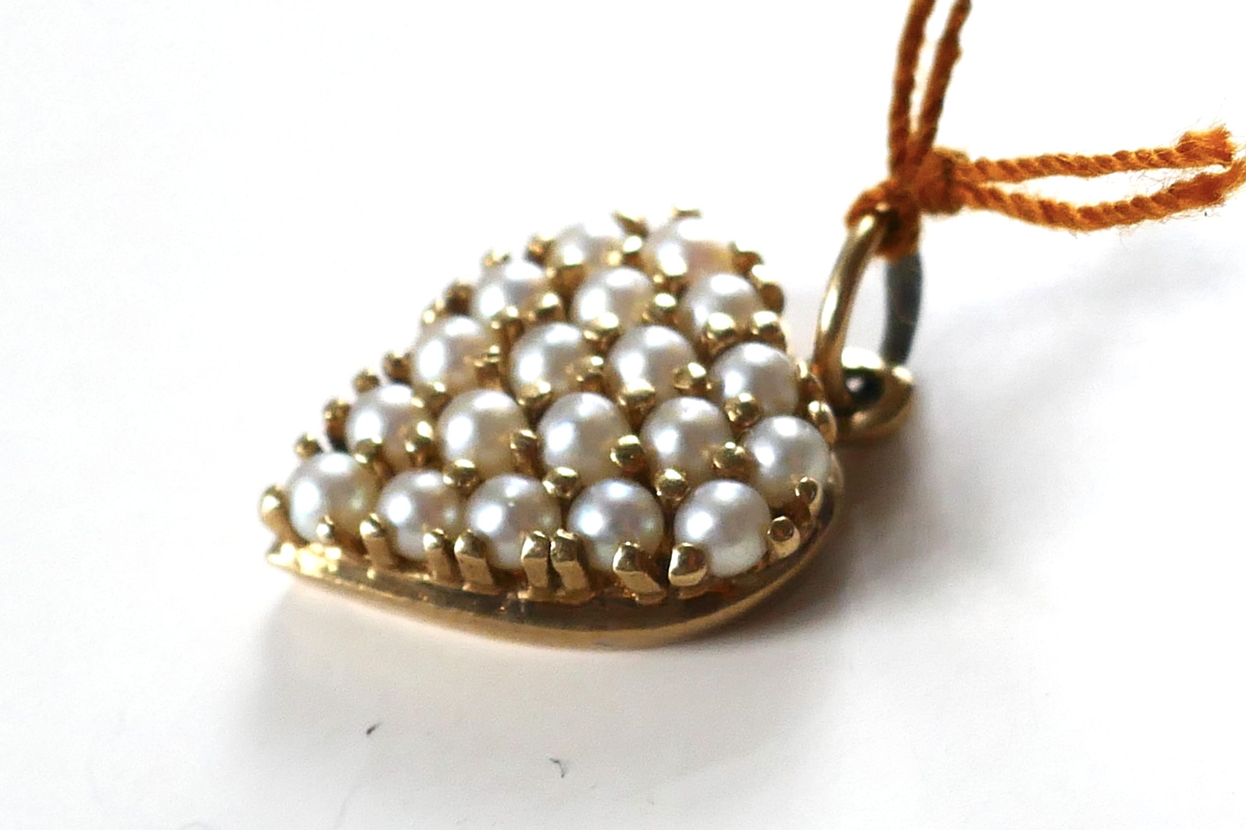 14ct Gold Pearl encrusted Pendant. - Image 4