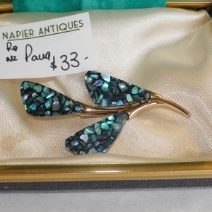 Vintage NZ Made Paua shell brooch