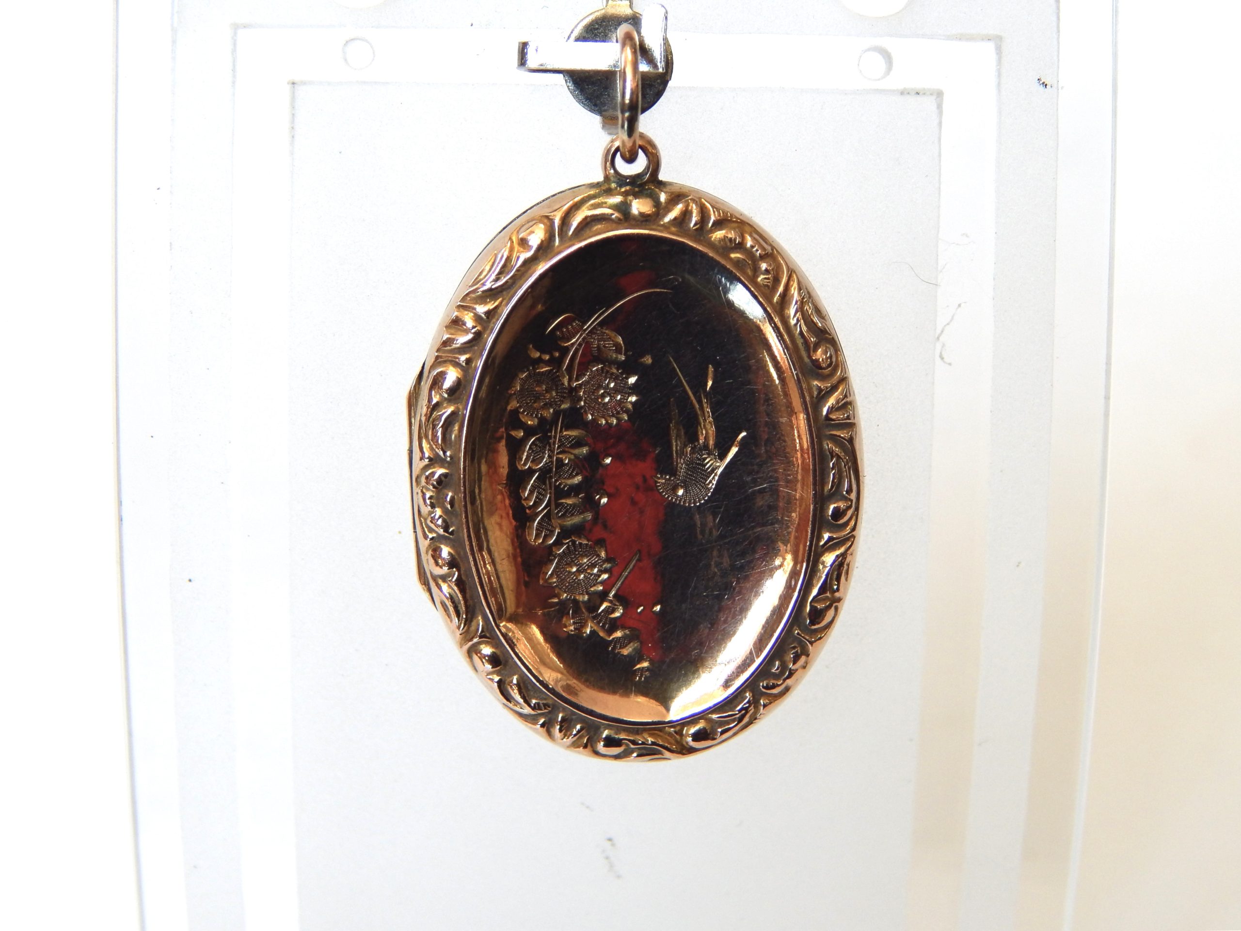 Chancellor & Son 9ct Gold Locket with Box - Image 2