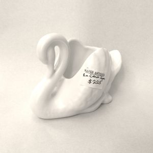 Iconic Mid Century Crown Lynn Pottery Swan - Small